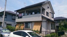施工前 全体的に色褪せをしている状態でした。