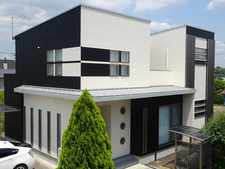 カラーシミュレーションをやったのでイメージ通りの建物になりました!