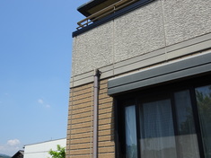 外壁塗装　樋施工前 劣化が進んでいます。