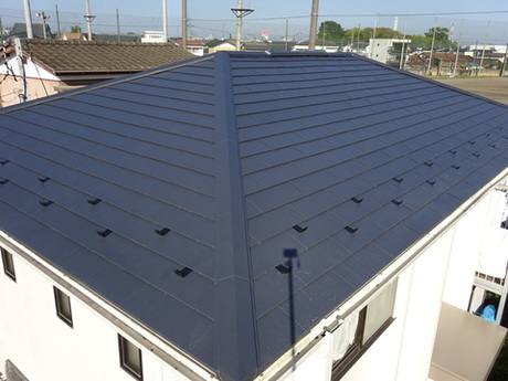 屋根塗装リフォーム施工事例:足利市 屋根板金カバー工法　ヒランビー