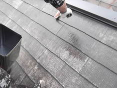 屋根下塗り