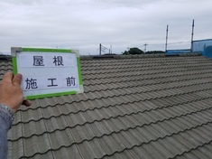 施工前 図面上でモニエル瓦と表記があります。このモニエル瓦はセメント瓦と似ていますが、全く別物ですので塗装の際には注意が必要です。